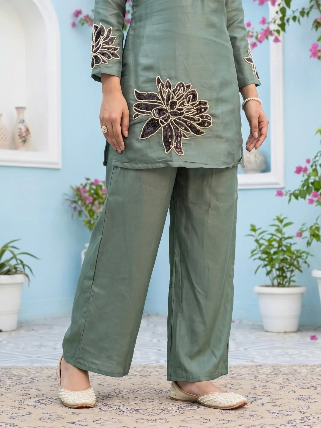 GREEN CORDSET WITH HANDWORK