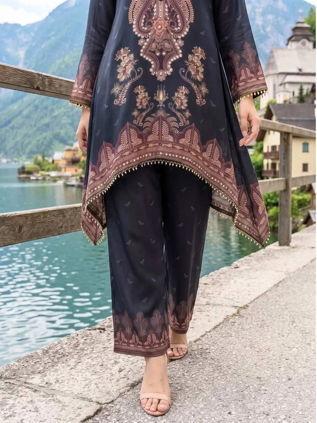 BLACK CREPE CORD SET WITH MIRROR WORK